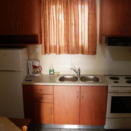 Kouremenos Beach Apartments パレカストロ エクステリア 写真