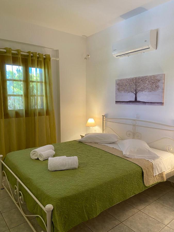 Kouremenos Beach Apartments パレカストロ エクステリア 写真