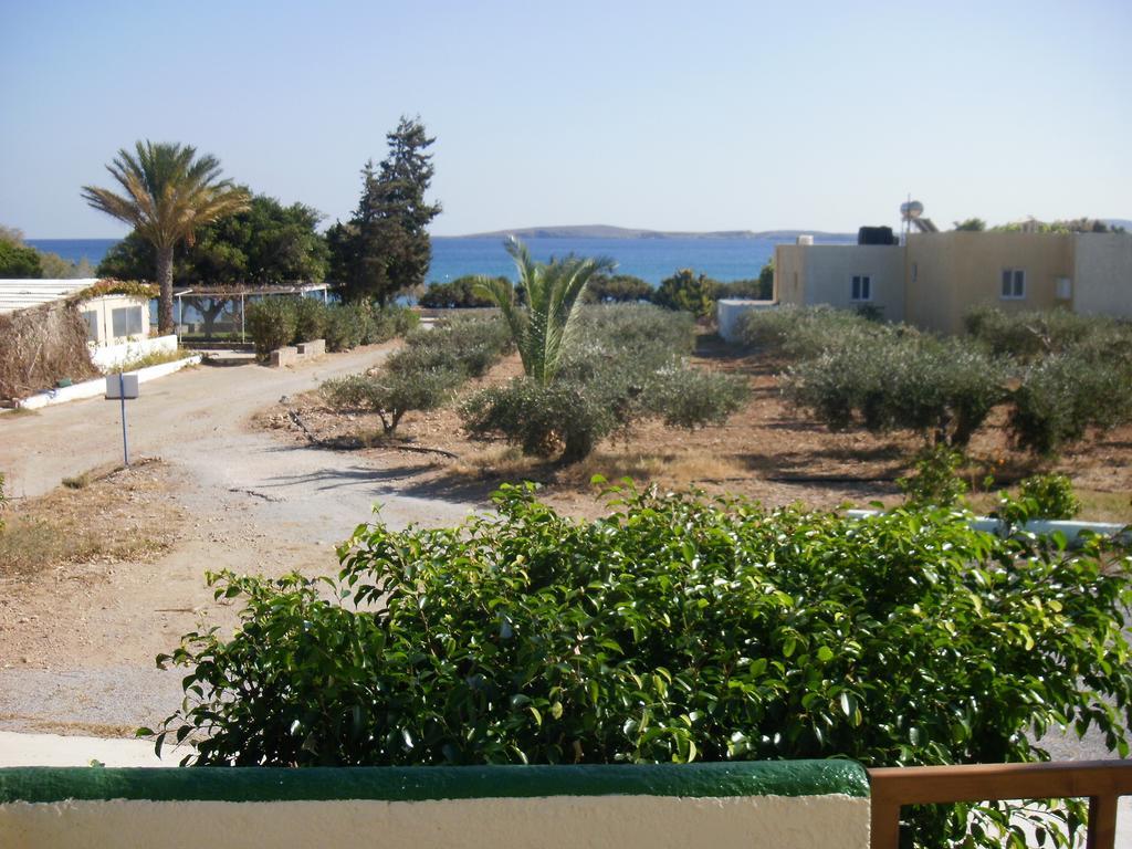 Kouremenos Beach Apartments パレカストロ エクステリア 写真