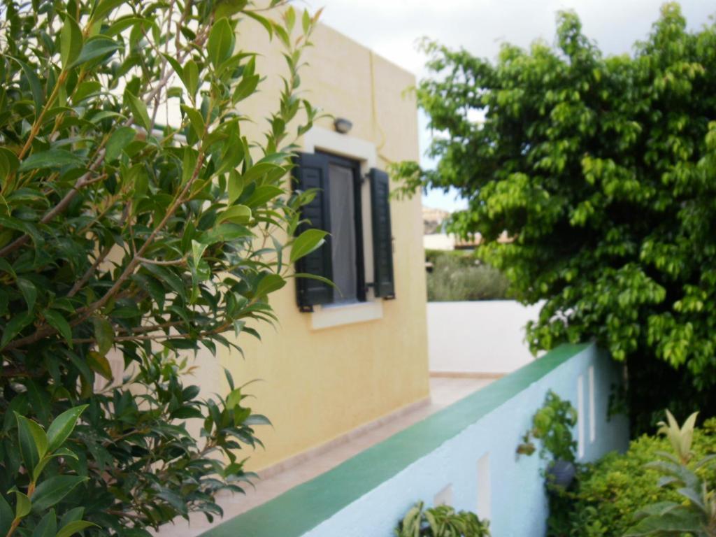 Kouremenos Beach Apartments パレカストロ 部屋 写真
